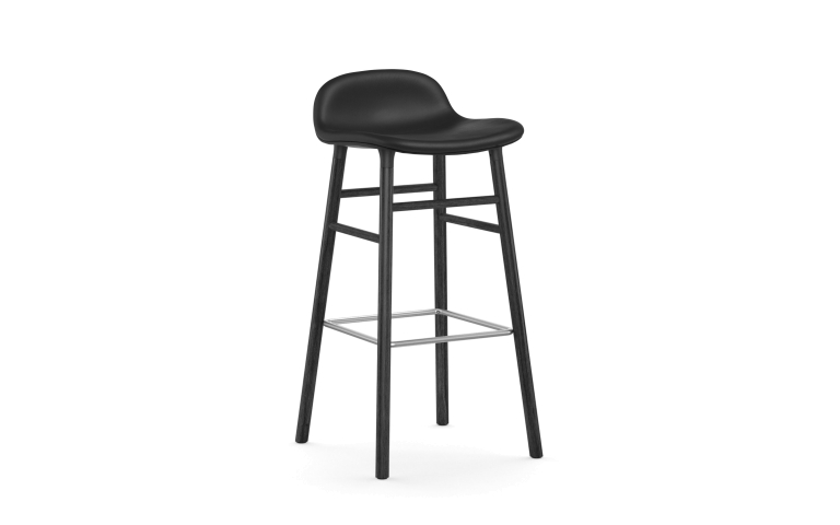 Normann Copenhagen Form barkruk 75 gestoffeerd zwart eiken Ultra Leather Brandy