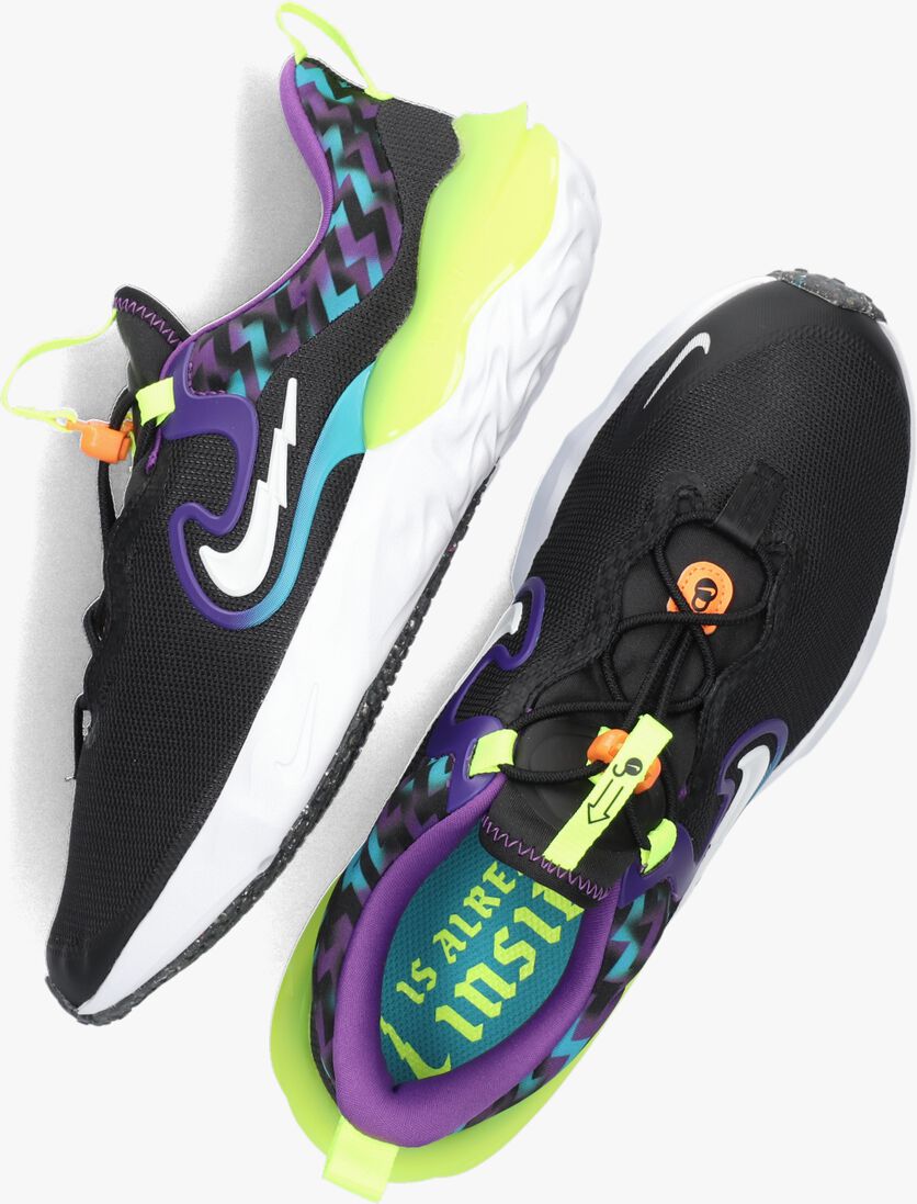 NIKE zwarte nike lage sneakers nike run flow se (gs)