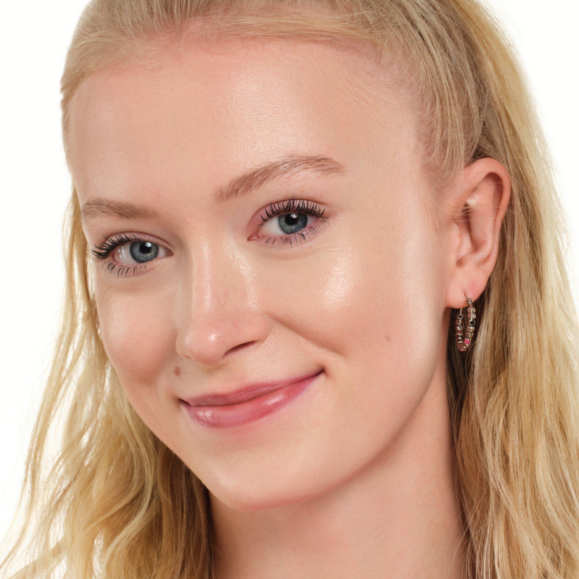 Silky BLUR HYDRATING LONGWEAR FOUNDATION