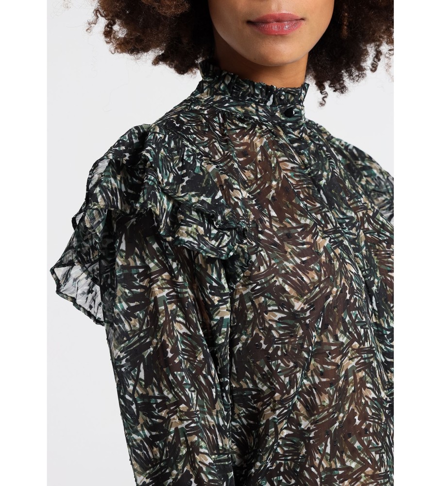 Blusa Lois com babados e ombros à mostra, estampada, da coleção Outono, nas cores preta e verde.