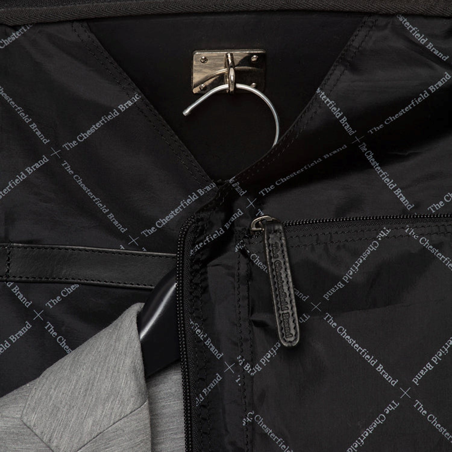 The Chesterfield Brand Josh Garmentbag black