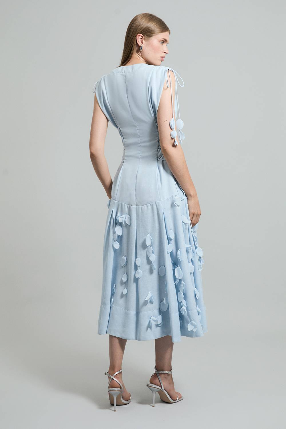 KarenMillen Robe maxi tissée à lacets avec appliqués