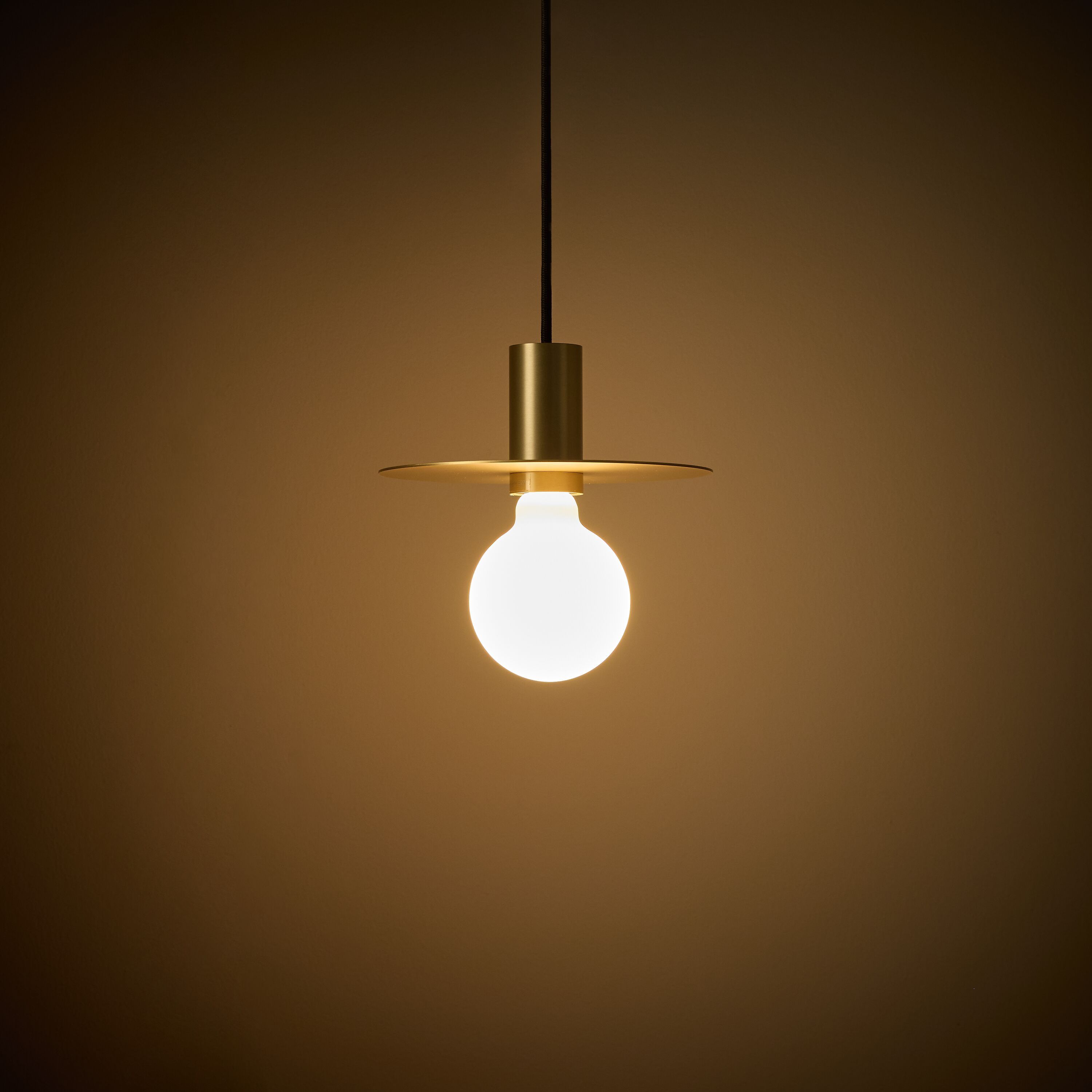 LOU Hängeleuchte - Goldfarbig / H: 20.0 cm x D: 9.0 cm
