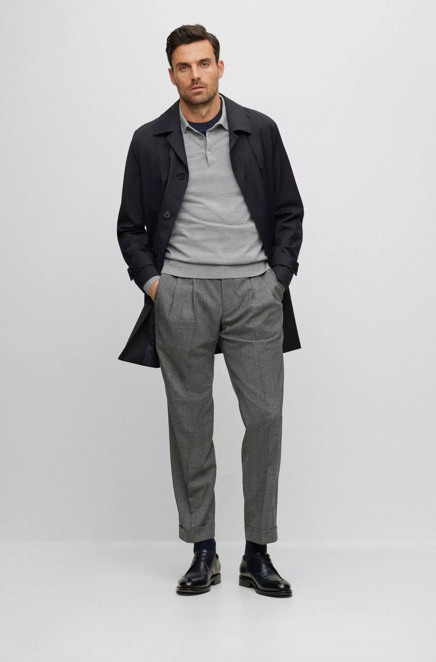 Calça BOSS Camel de corte relaxado em lã elástica xadrez.