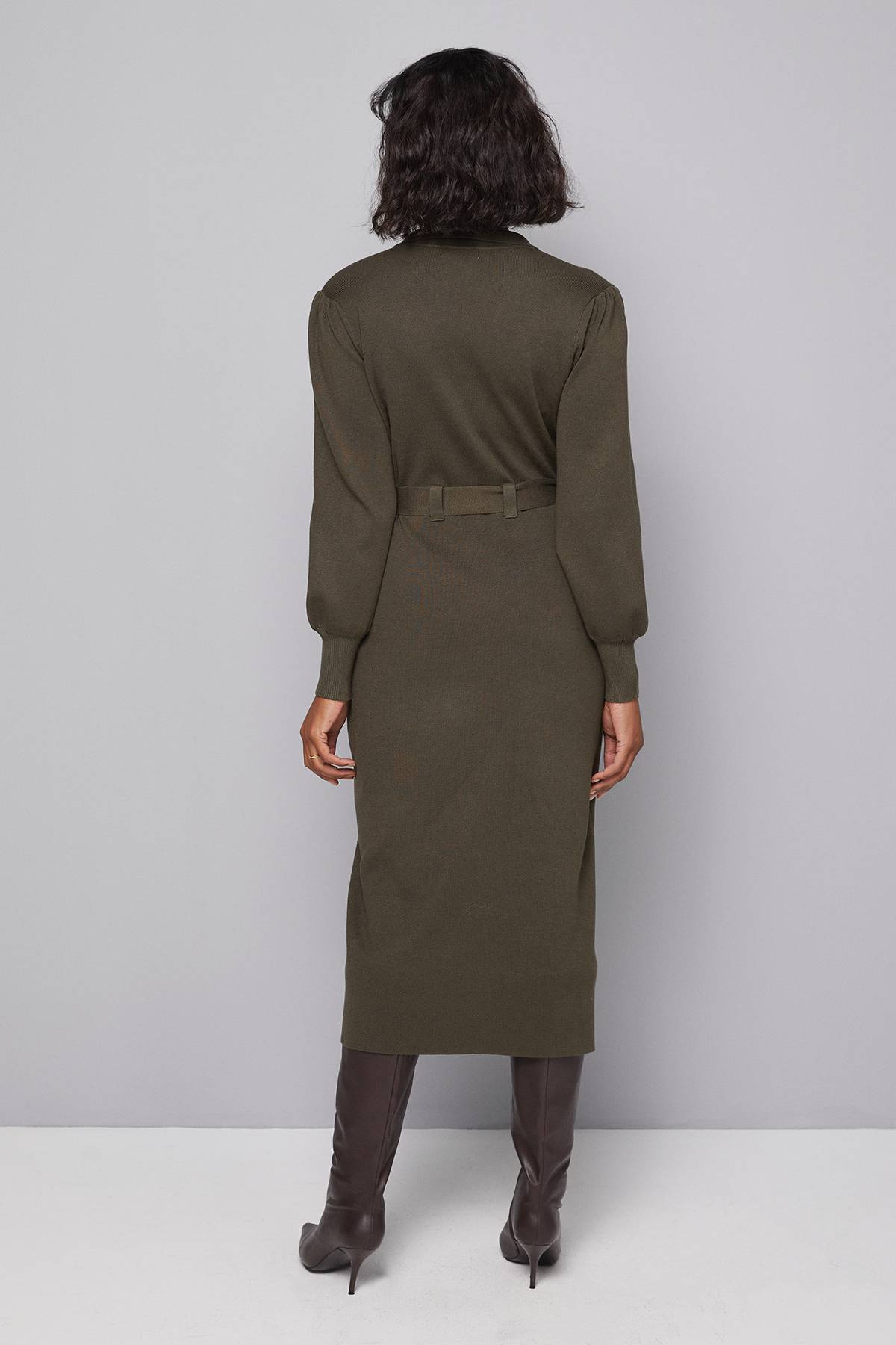 Wallis Robe Midi Ceinturée à Col