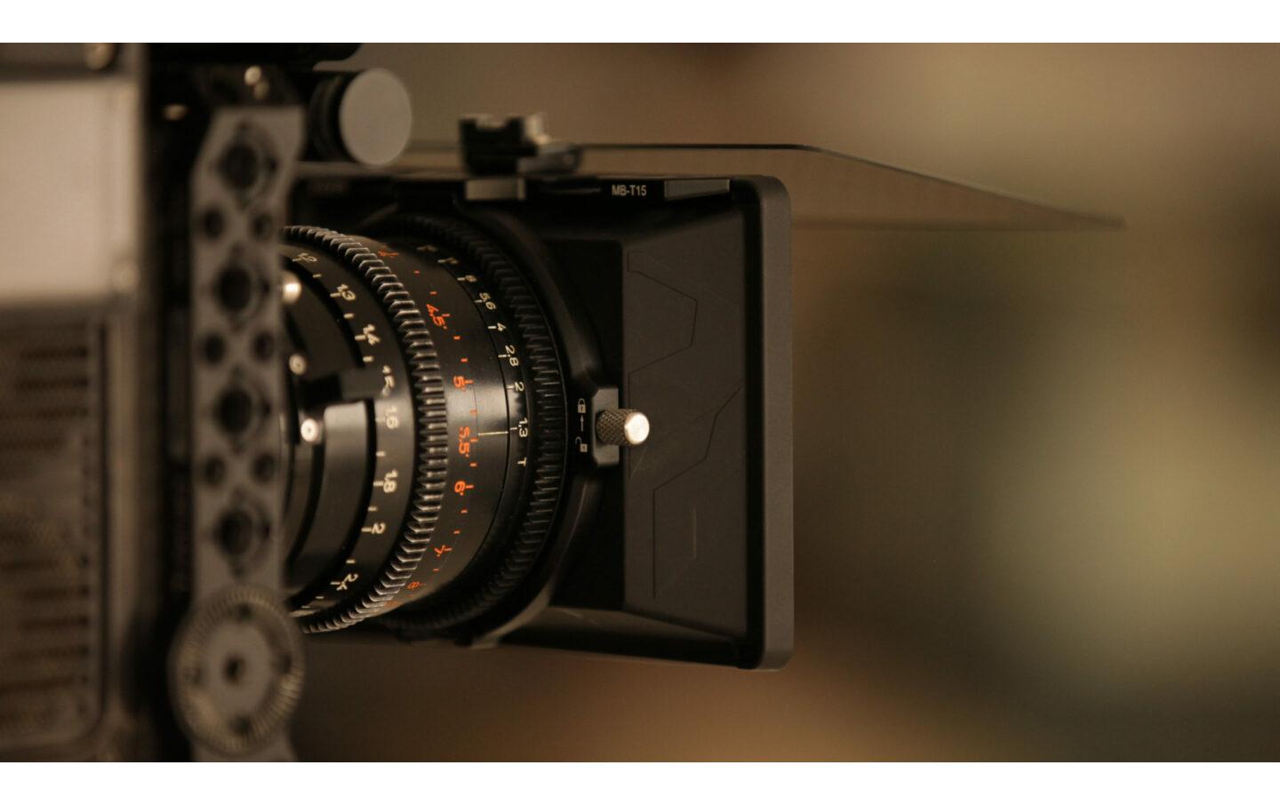 Adapter MB-T15-C8585 mm Cinema Adapter Ring
