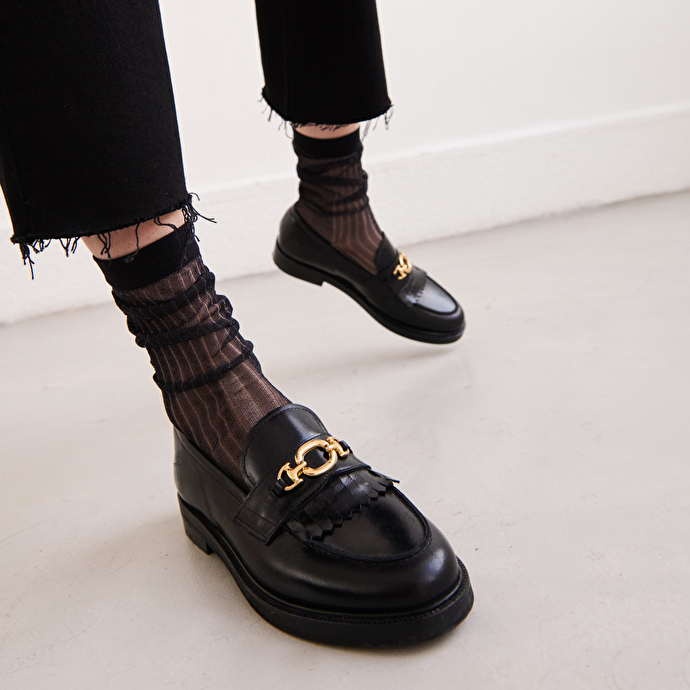 Mocassins à boucles dorées  en cuir noir