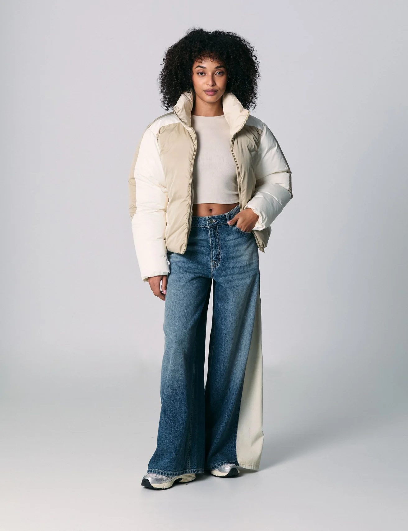 Doudoune courte matelassée beige et kaki