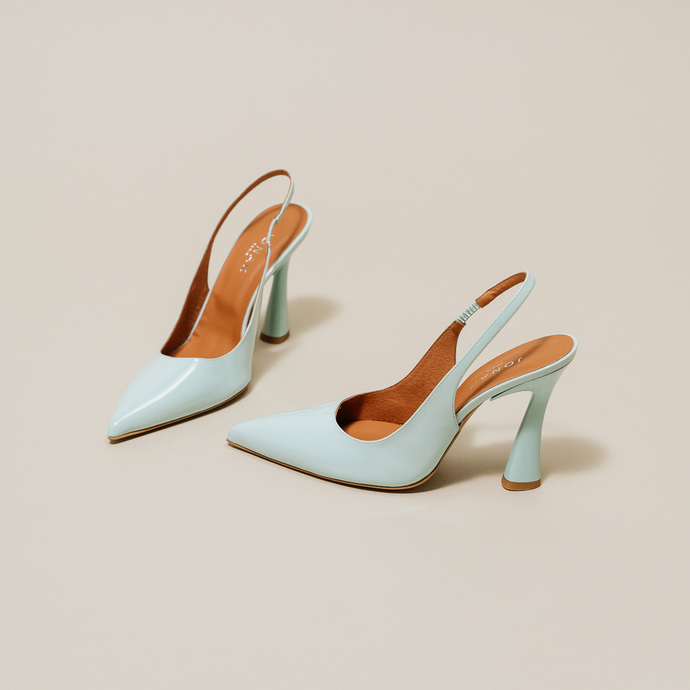 Escarpins slingback à bouts pointus  en vernis turquoise