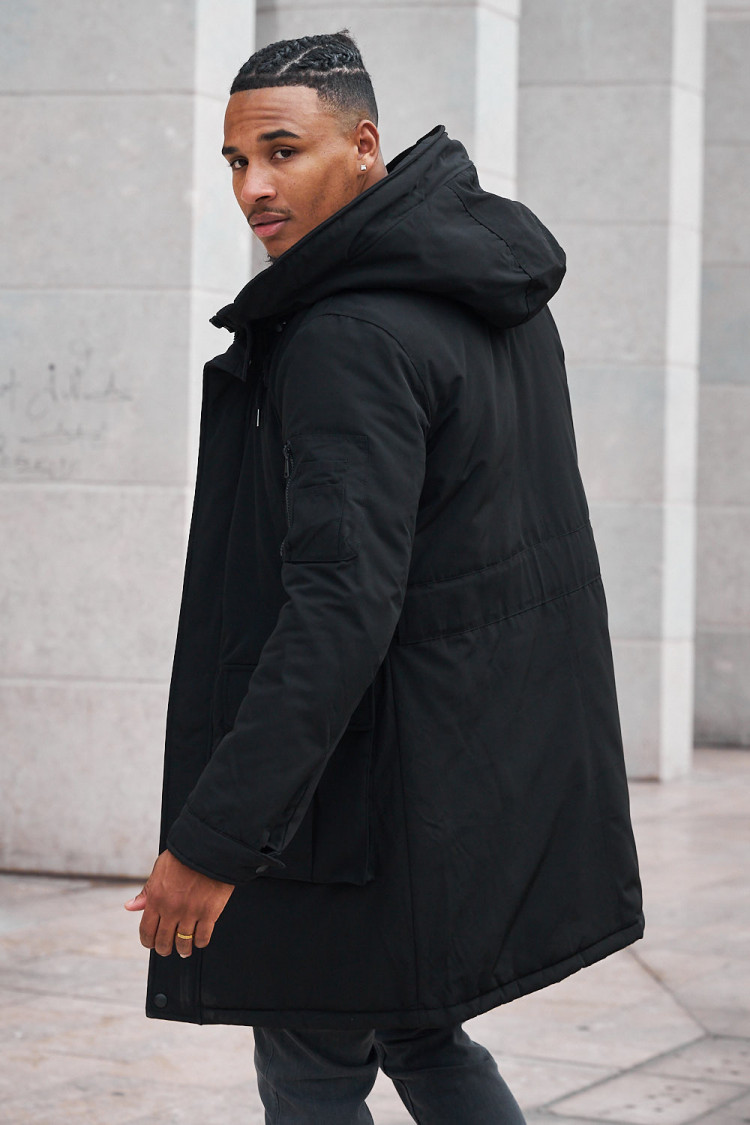 Parka noire à capuche longue à poches