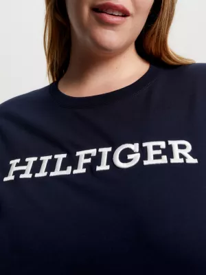 Camiseta com bordado do logotipo Curve