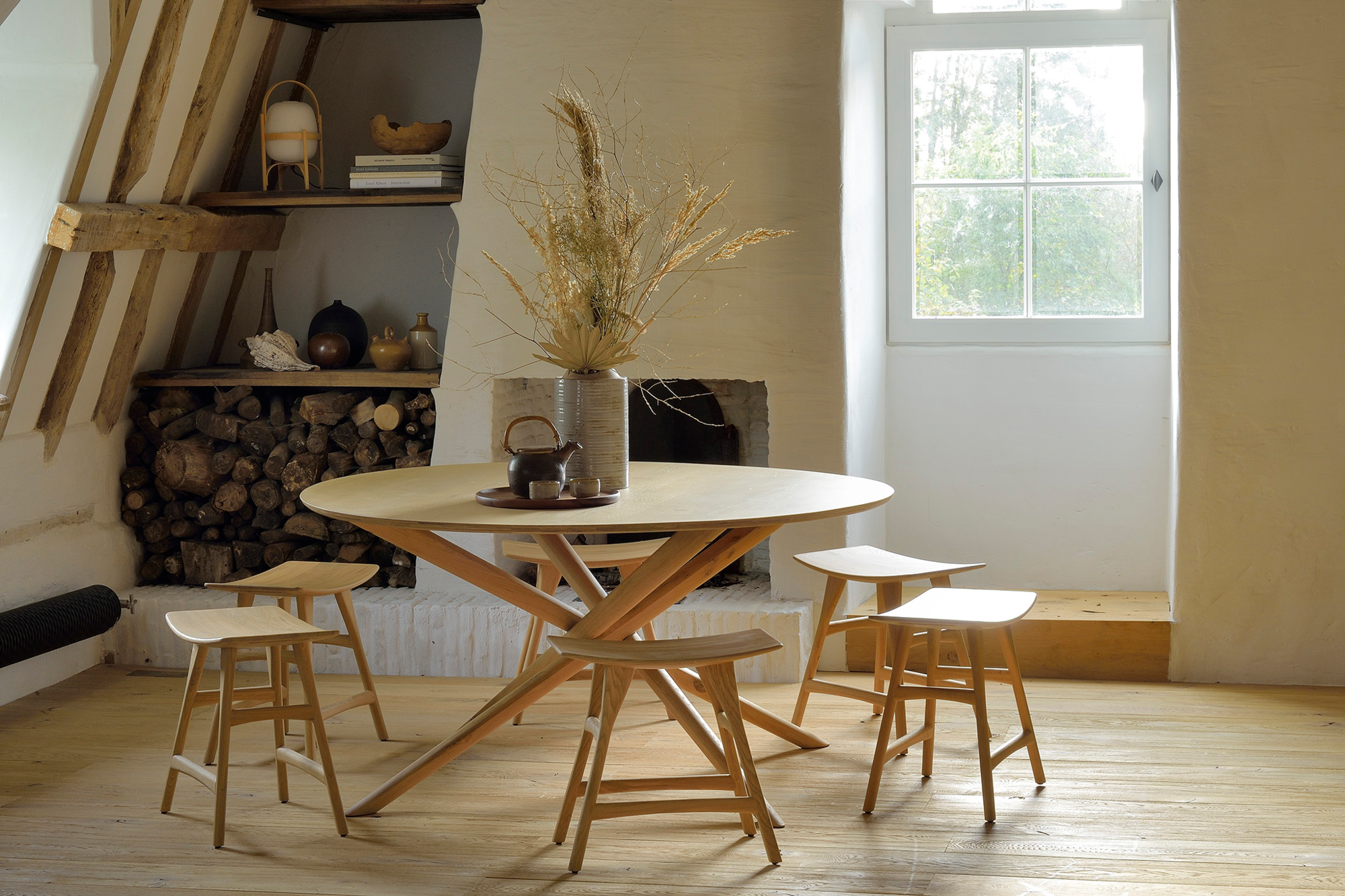 Oak Mikado eettafel - rond 150 - zwart