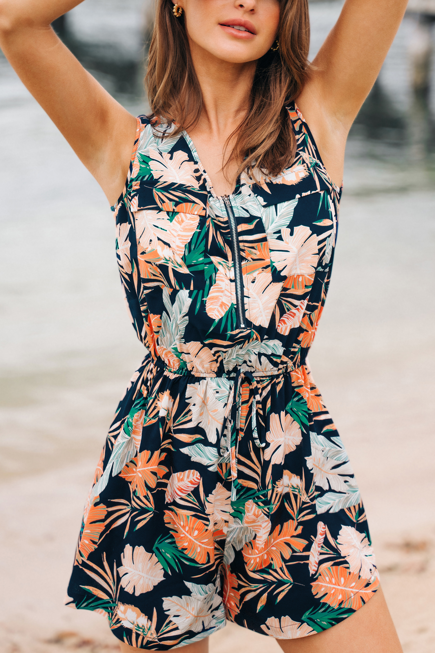 Combishort sans manches zippé à imprimé tropical