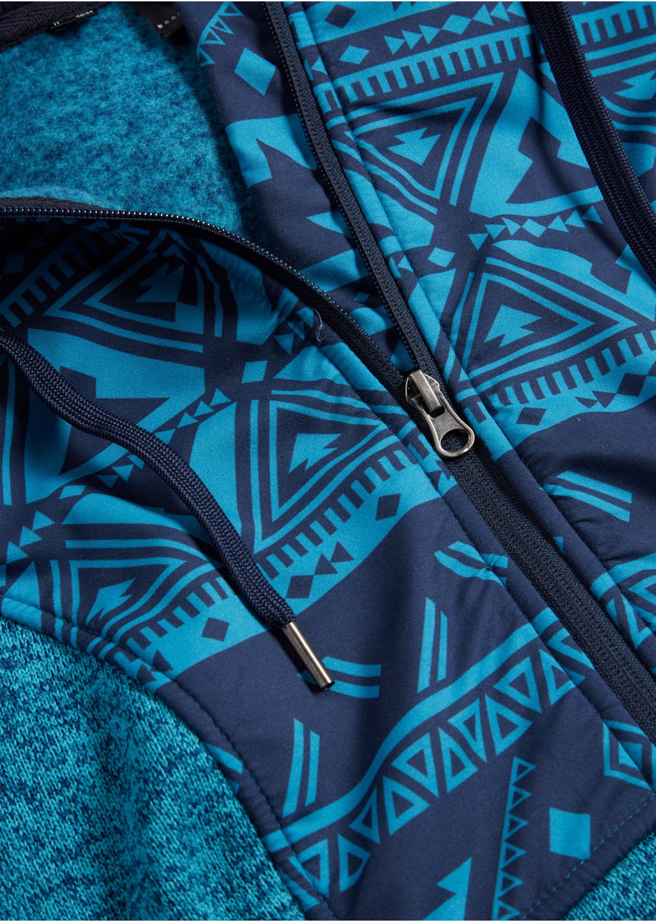Veste polaire à capuche avec empiècement imprimé