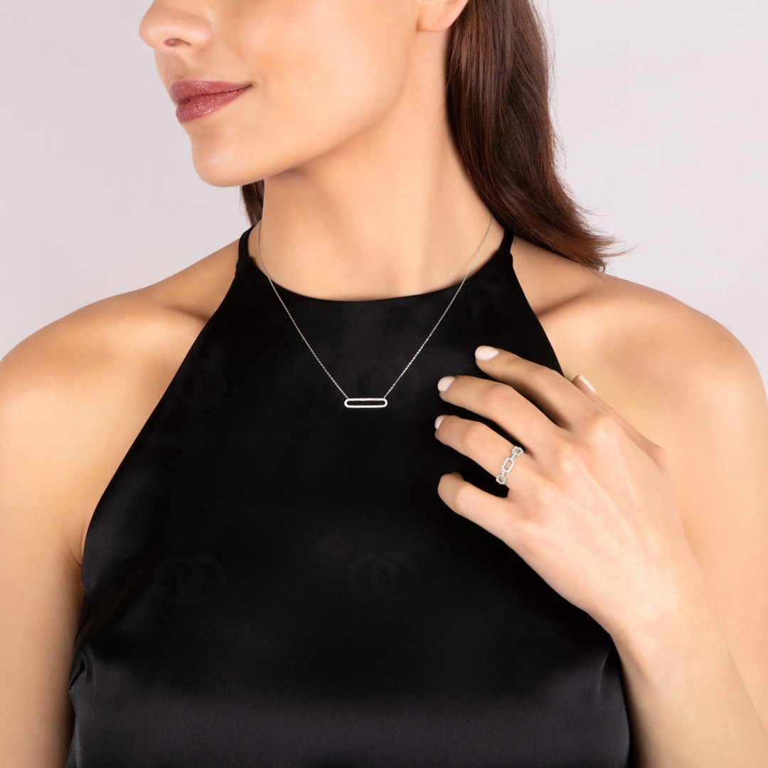 Collier mit Anhänger 750/18 K Weissgold mit Diamant 0.12 ct H/si