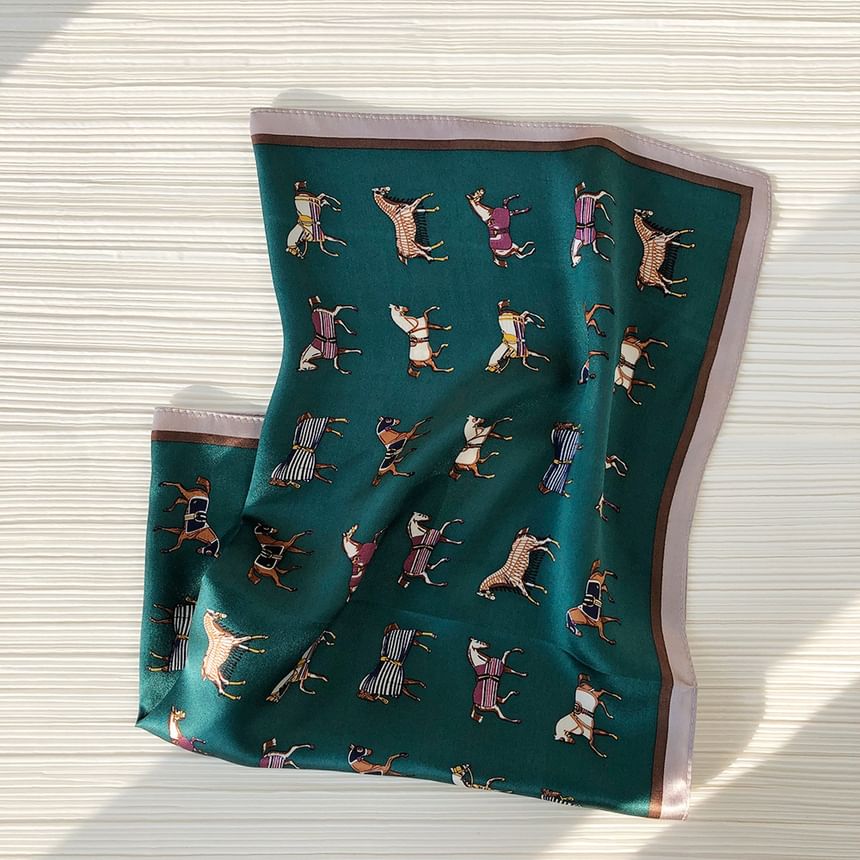 Frior - Vierkante sjaal met paardenprint