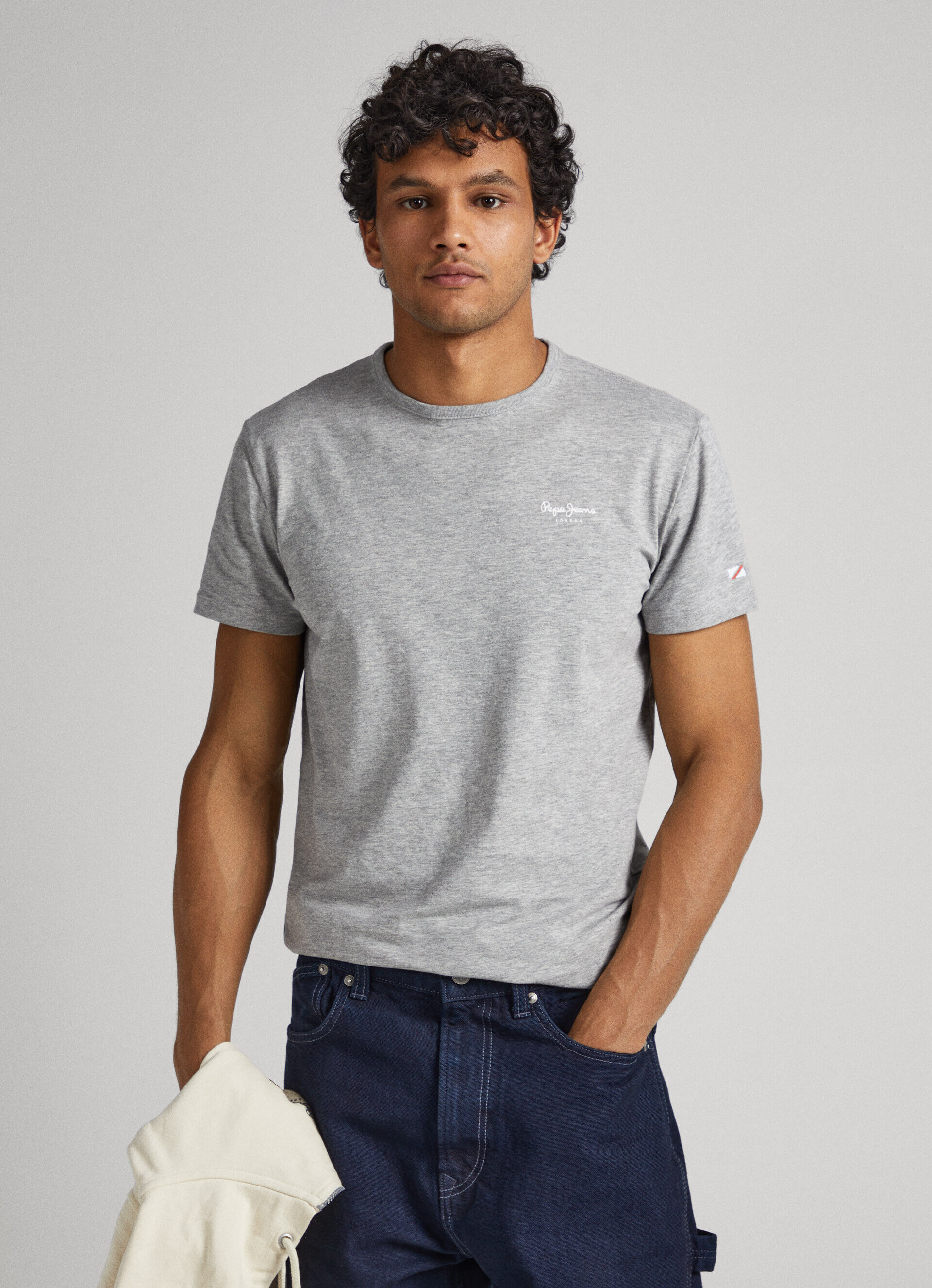 Camiseta de algodão com logotipo estampado - cinza mesclado