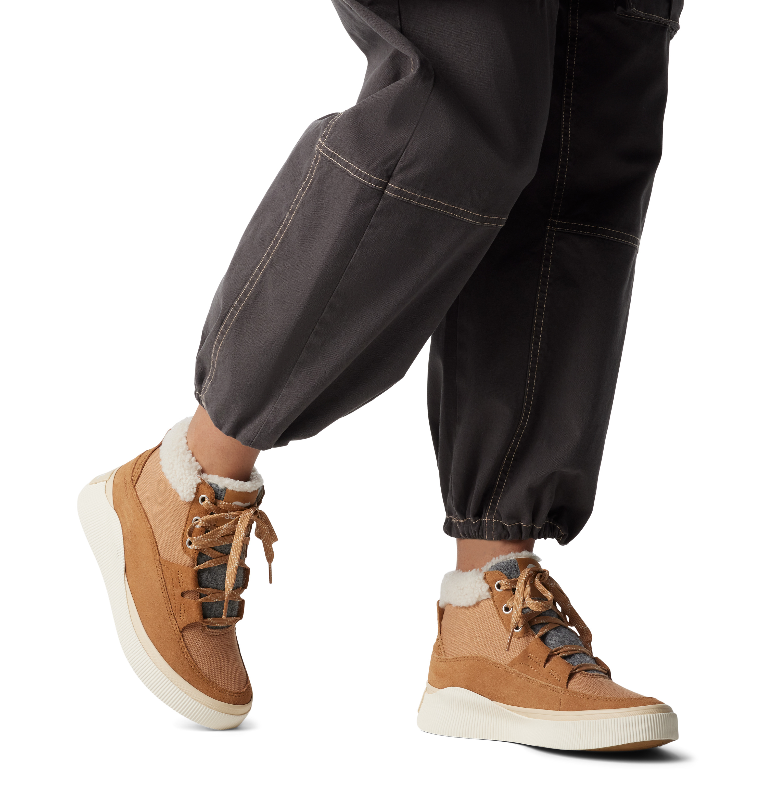 W Out N About IV Mid Sneaker WP