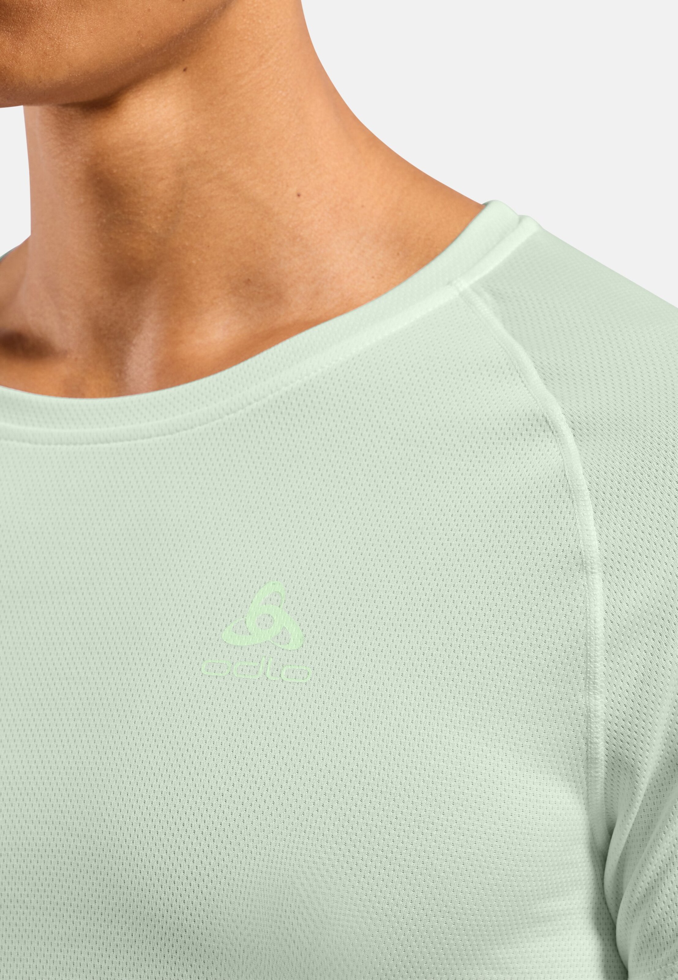 Active F-Dry Light Base Layer T-shirt in ambrosia