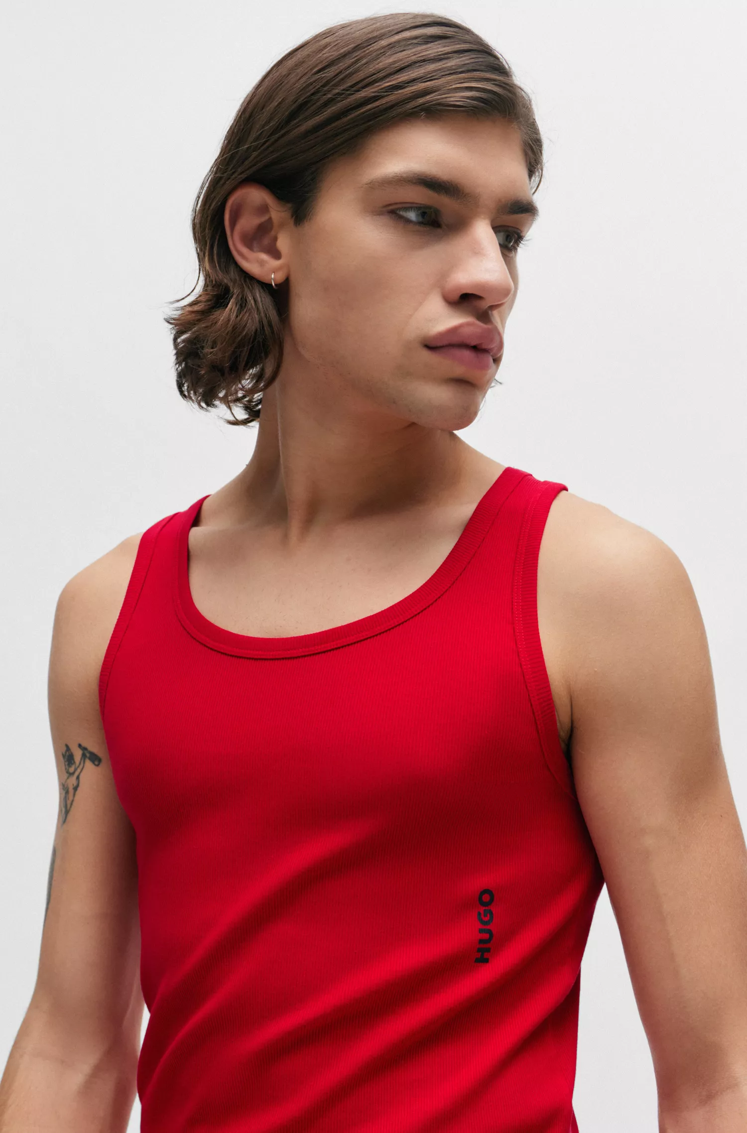 HUGO Vermelho - Pacote com duas camisetas regatas com o logo da marca, em algodão elástico.