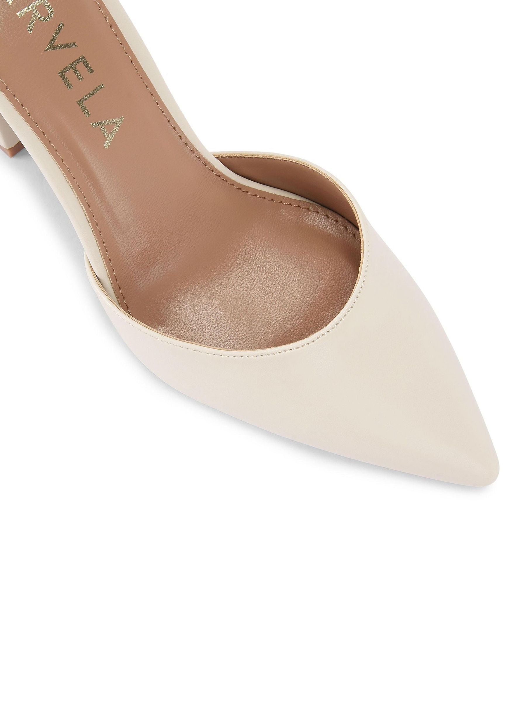Crème - Carvela verfijnde pumps