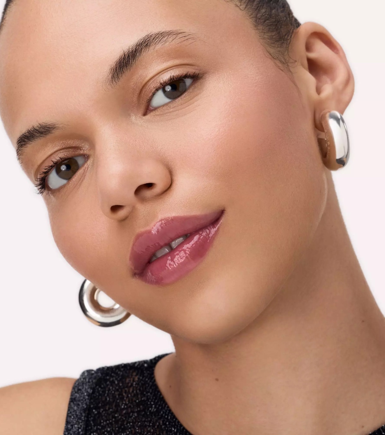Catrice - *Era Of Senses* - Bálsamo Labial Colorido Peptide Bliss Glossy - 020: Blissberry