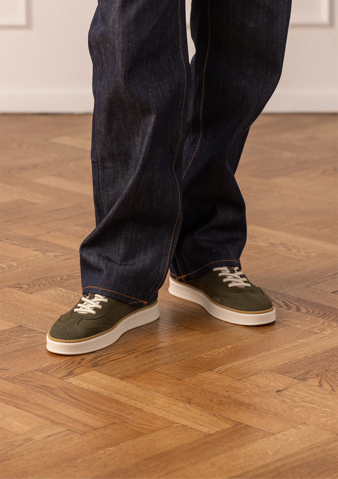 Groene suède sneakers