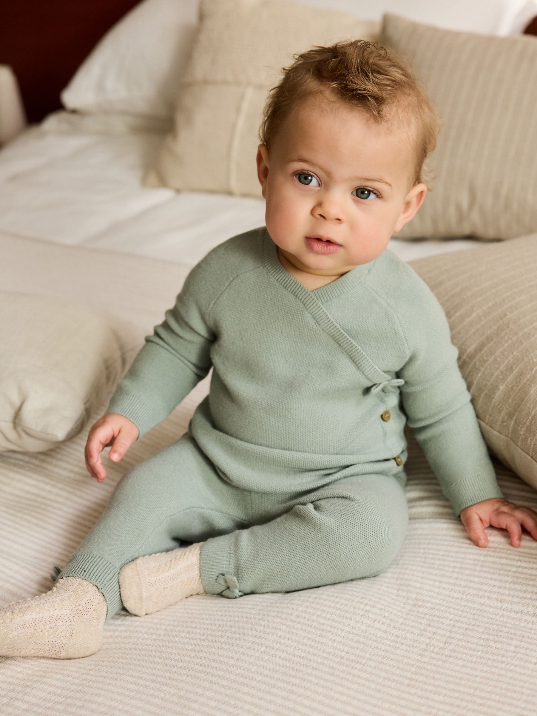 Grijs-groen - 2 -delige babyset met gebreide wikkelstrui en legging (0mnd-2jr)
