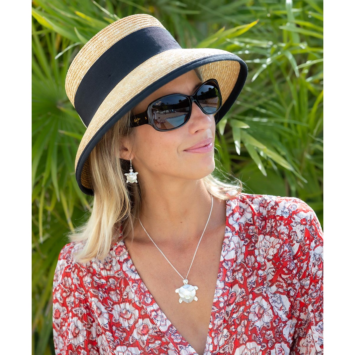 Boucles d'Oreille Tortue en Nacre Blanche & Argent 925 - Bijoux Tendance Femme | Aden