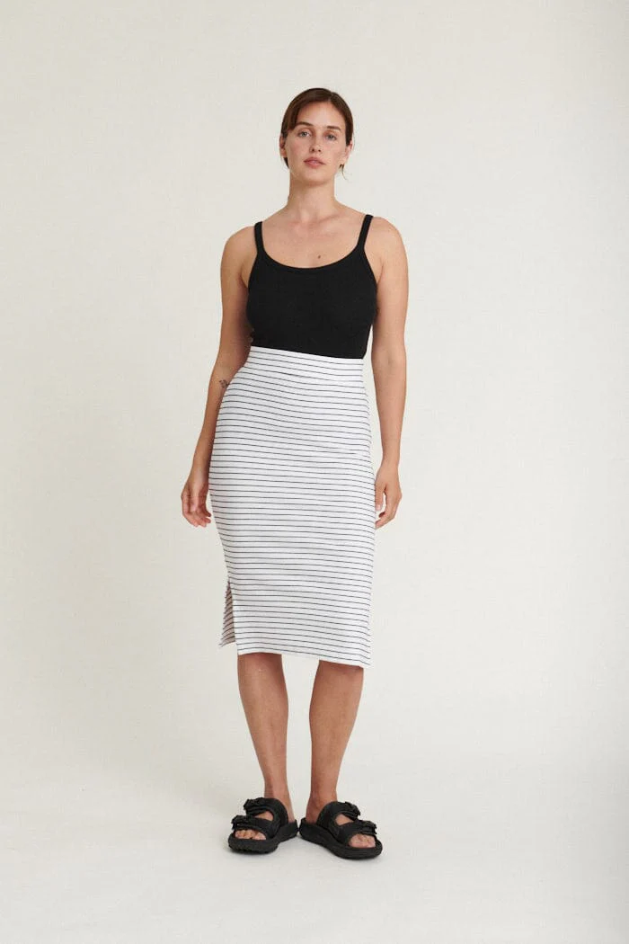 Basic Apparel Ludmilla Long Skirt 702 bright white black