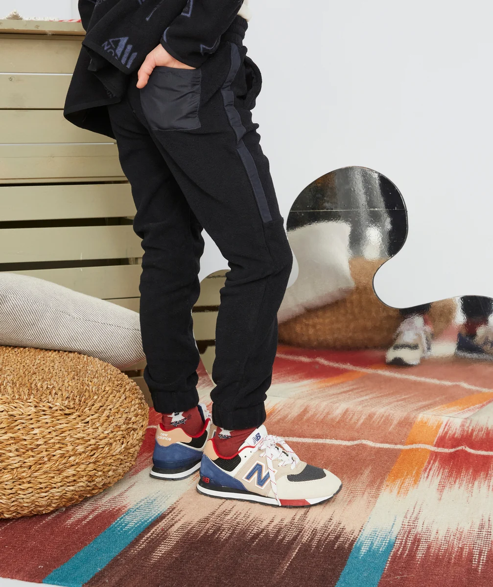 PANTALON DE JOGGING NOIR EN POLAIRE GARÇON