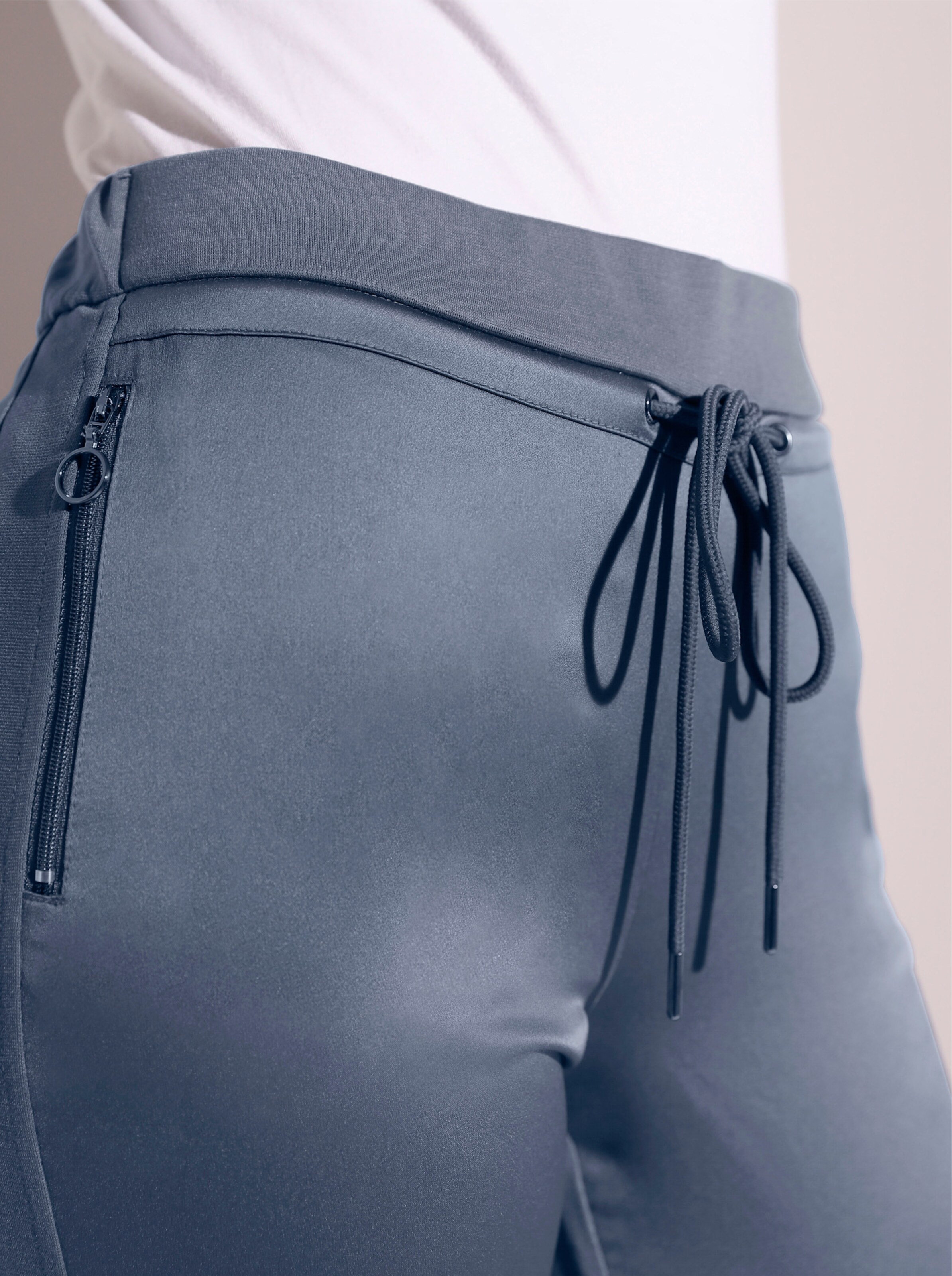 Jogg Pants in rauchblau