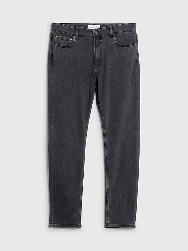 Calça jeans afunilada