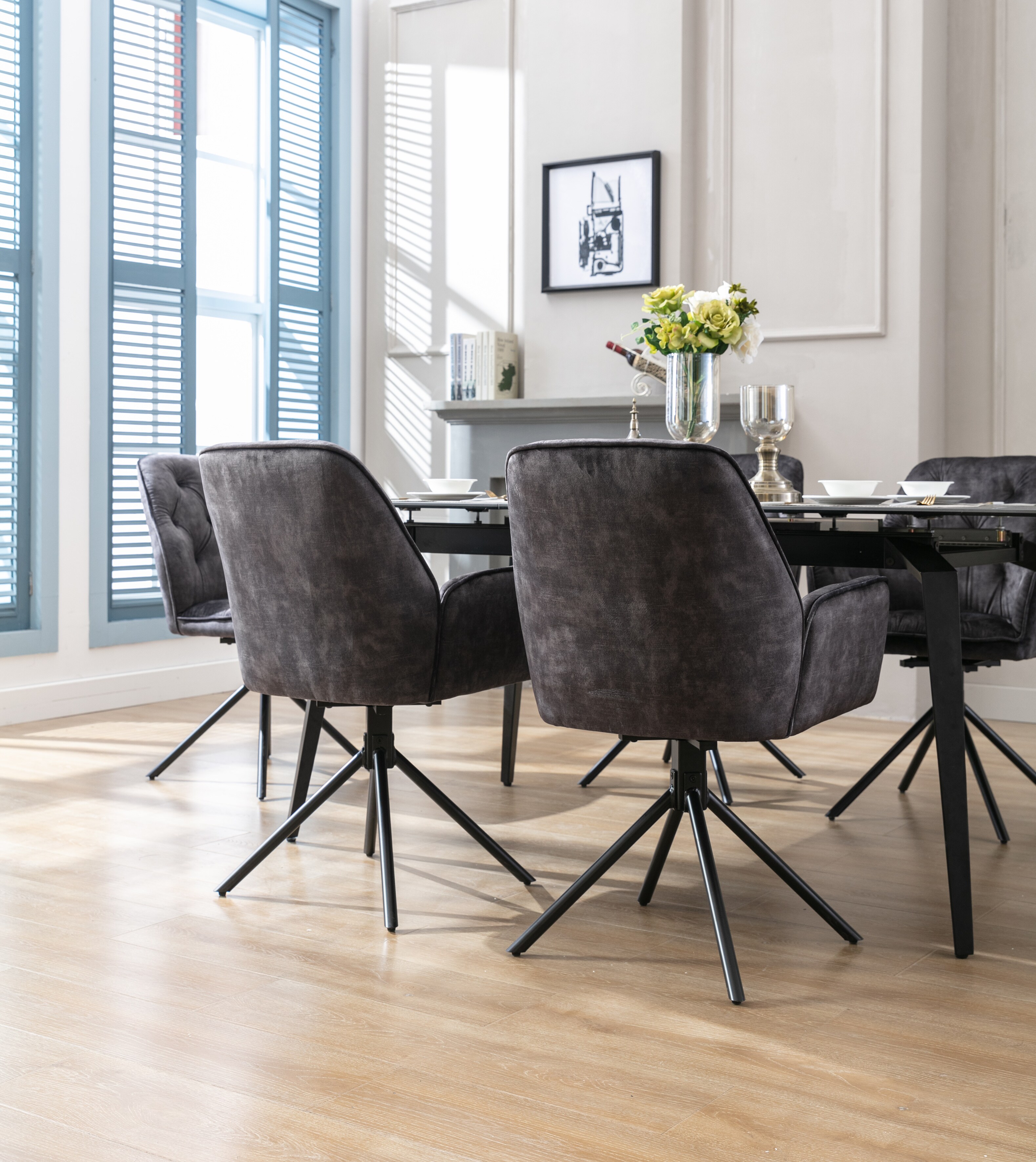byLIVING Esszimmerstuhl SARINA, 2-er Set, Samtbezug anthrazit, Gestell schwarz
