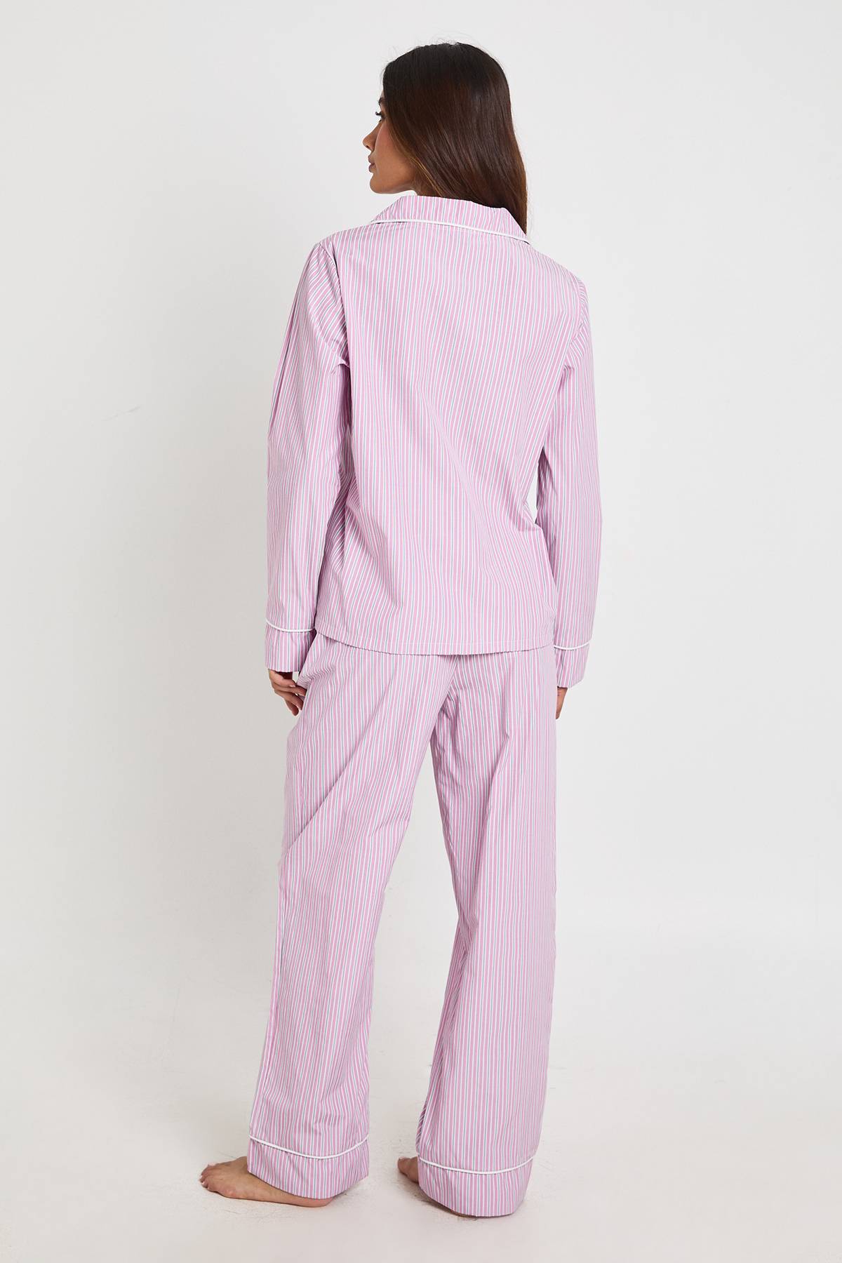 boohoo Ensemble Pyjama Chemise À Manches Longues Et Pantalon En Popeline De Coton À Fines Rayures