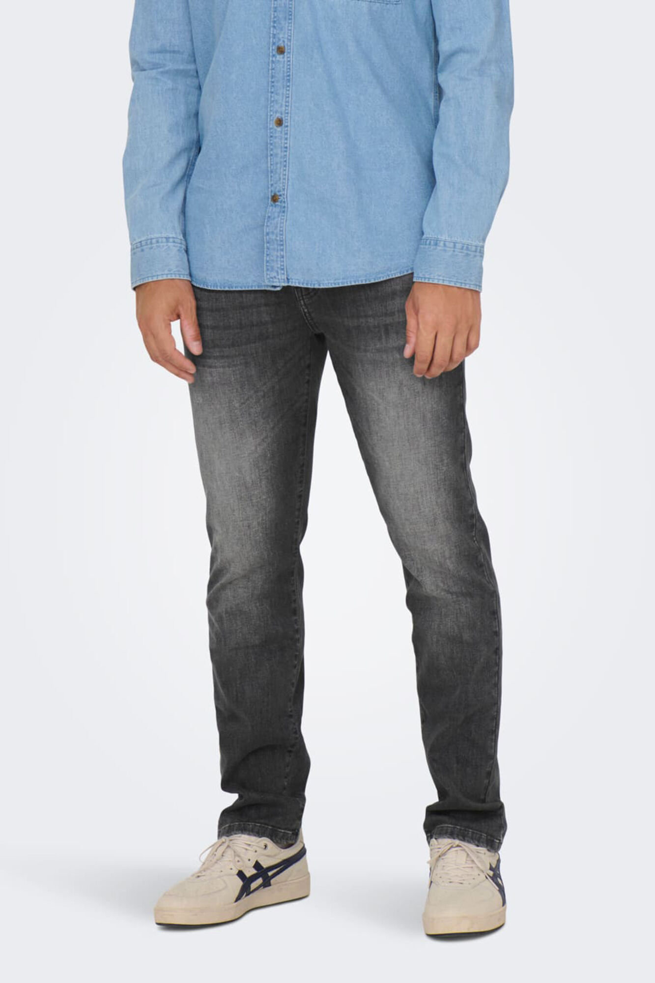 calça jeans slim fit com 5 bolsos