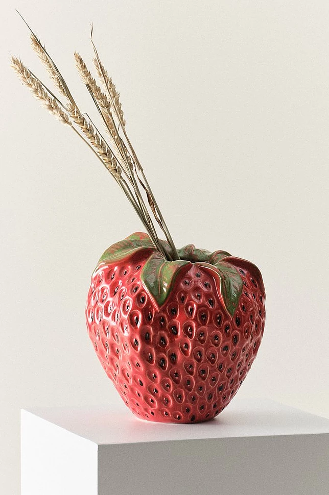 STRAWBERRY vase