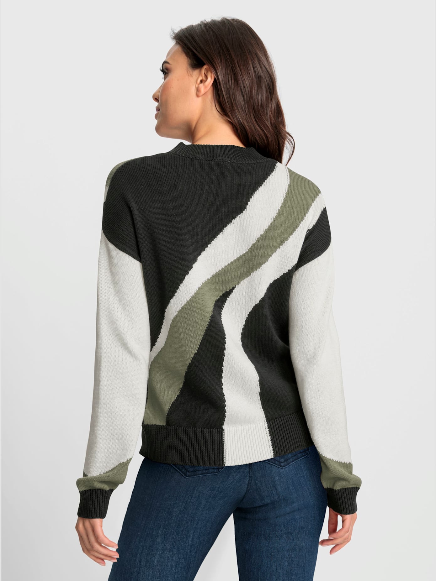 Pull combinaison de couleurs tendance