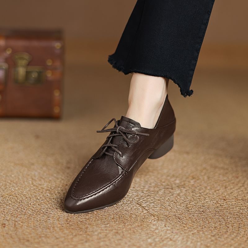 Megan - Veterschoenen met dikke hak en imitatieleer