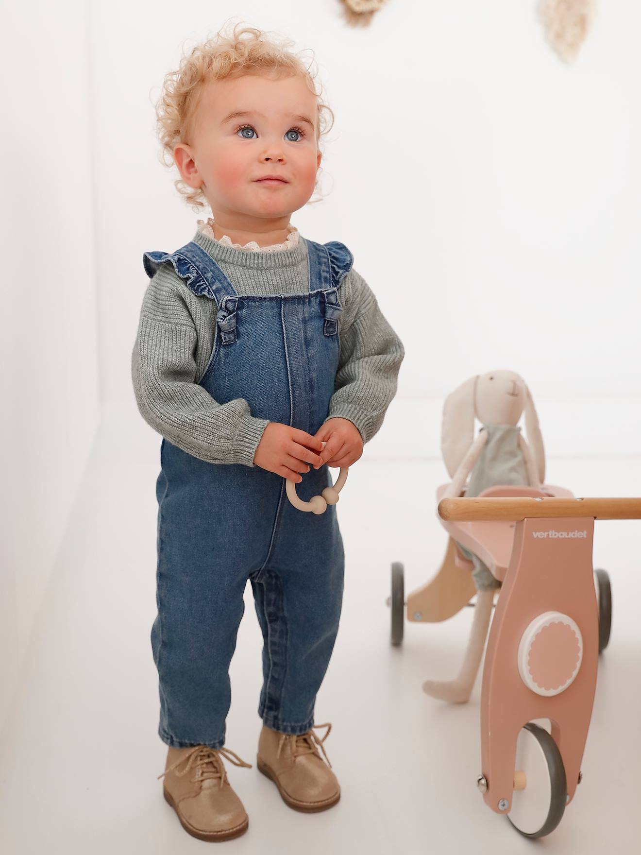 Macacão jeans infantil na cor pedra