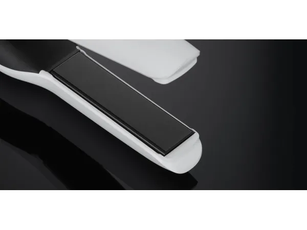 GHD UNPLUGGED CORDLESS STYLER HAIR STRAIGHTENER WHITE