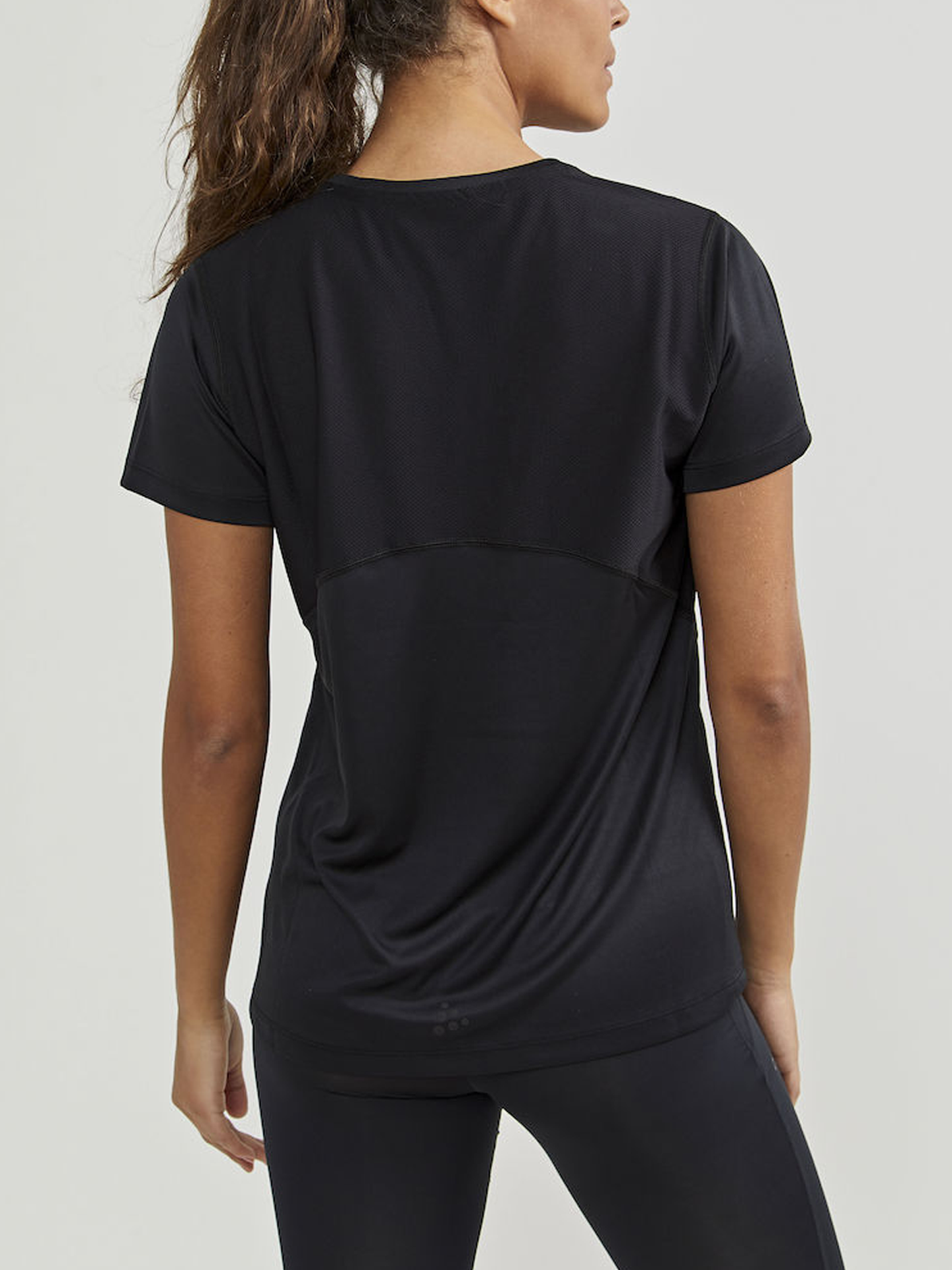 Adv Essence Short Sleeve Tee
