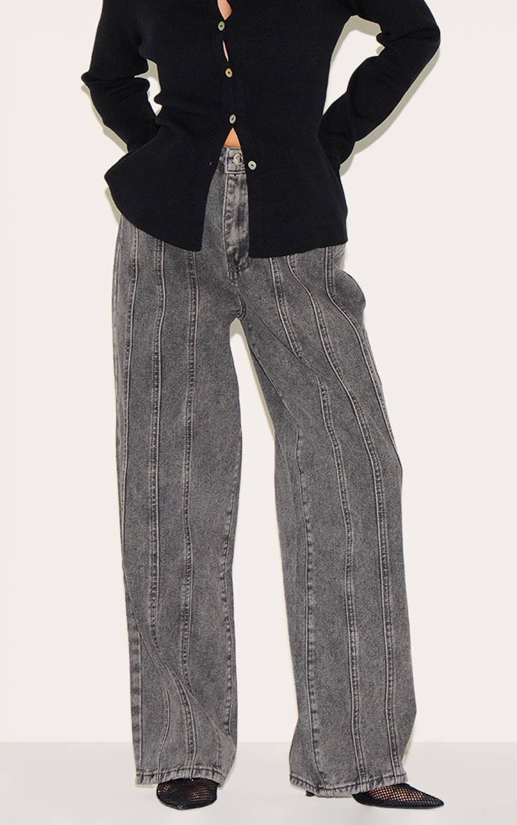 Gris Jean En Denim Petite Avec Détails De Coutures Et Bretelles Ajustables