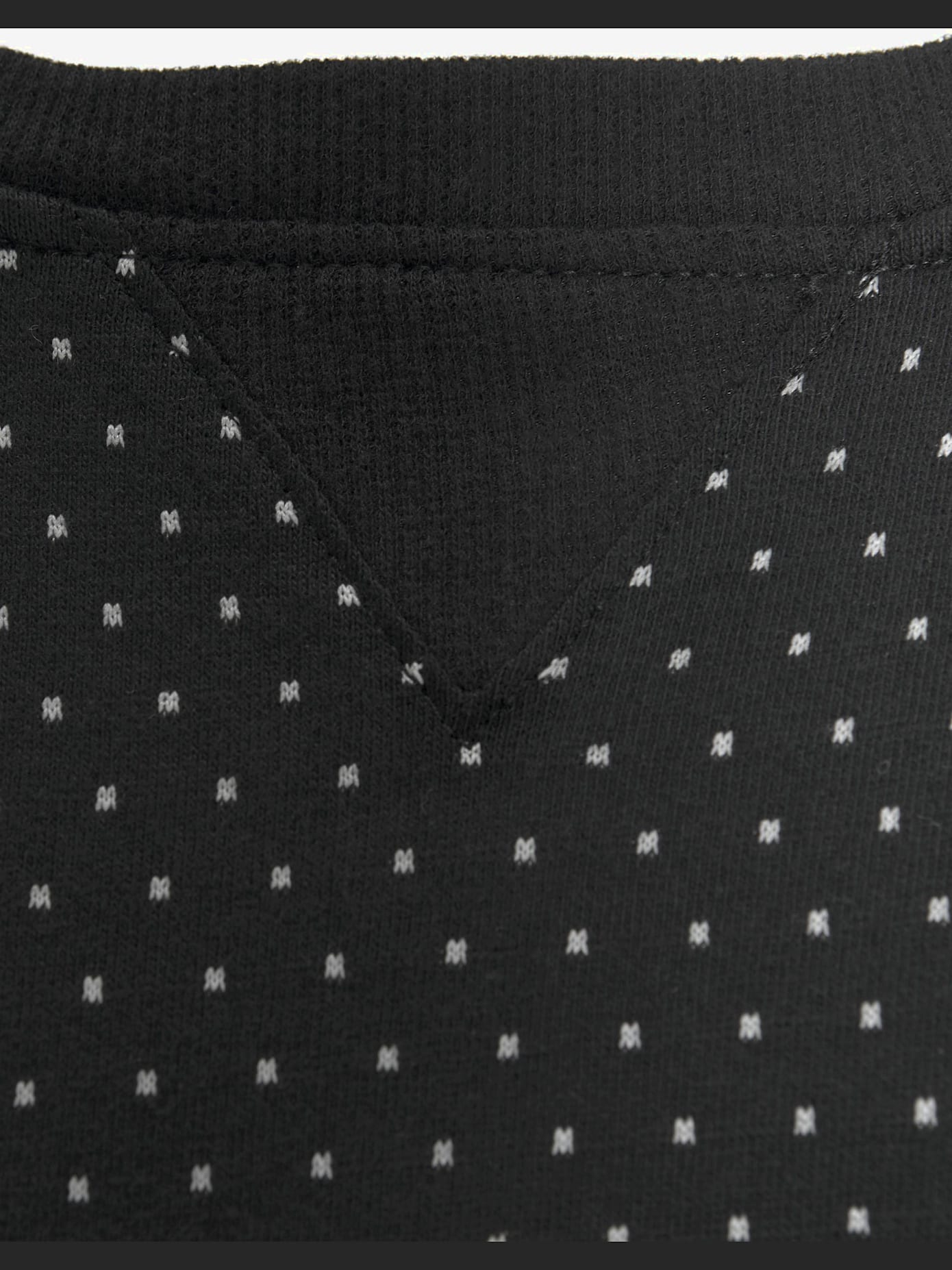 Pyjama doux. joli mélange de motifs