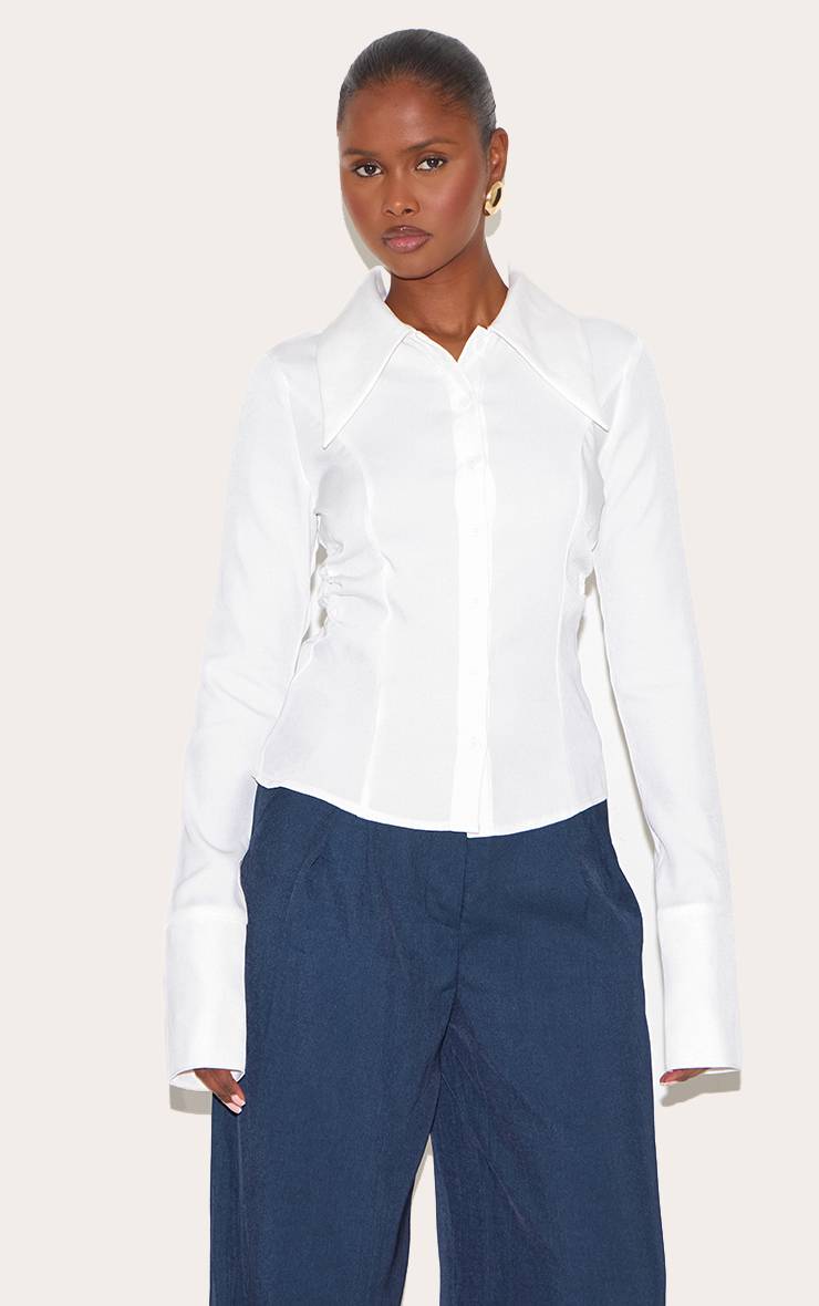 Blanc Chemise Cintrée À Col Surdimensionné
