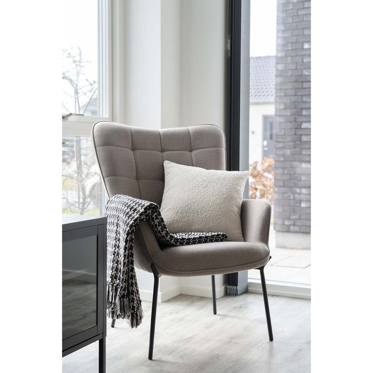 Zijde plaid 130x180cm zwart, beige. 130X180X1cm