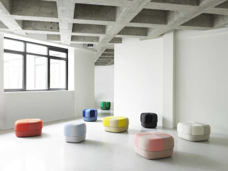 Normann Copenhagen Circus Duo poef small blauw