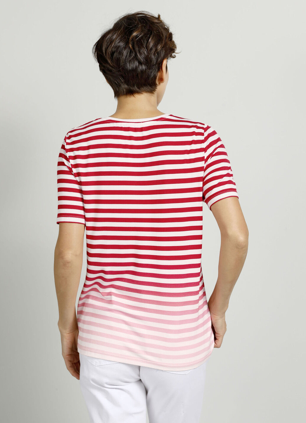 Shirt mit platziertem Druckmotiv