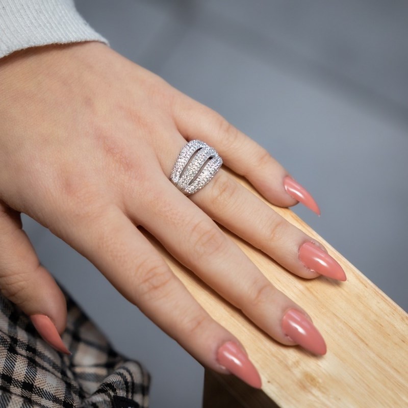 Sublime Bague Femme Ornée Zirconium GLABRA