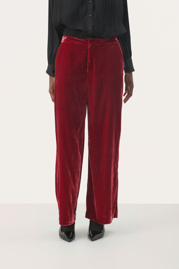 Part Two NinneaPW PA NinneaPW Rhythmic red